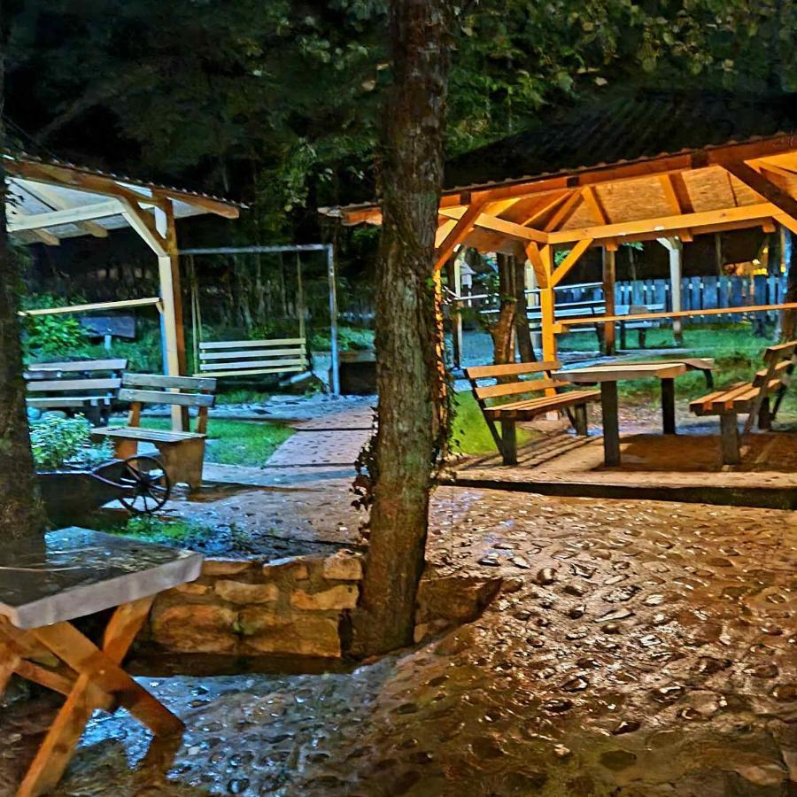 Etno Selo Bistrovo Apartment Витез Екстериор снимка