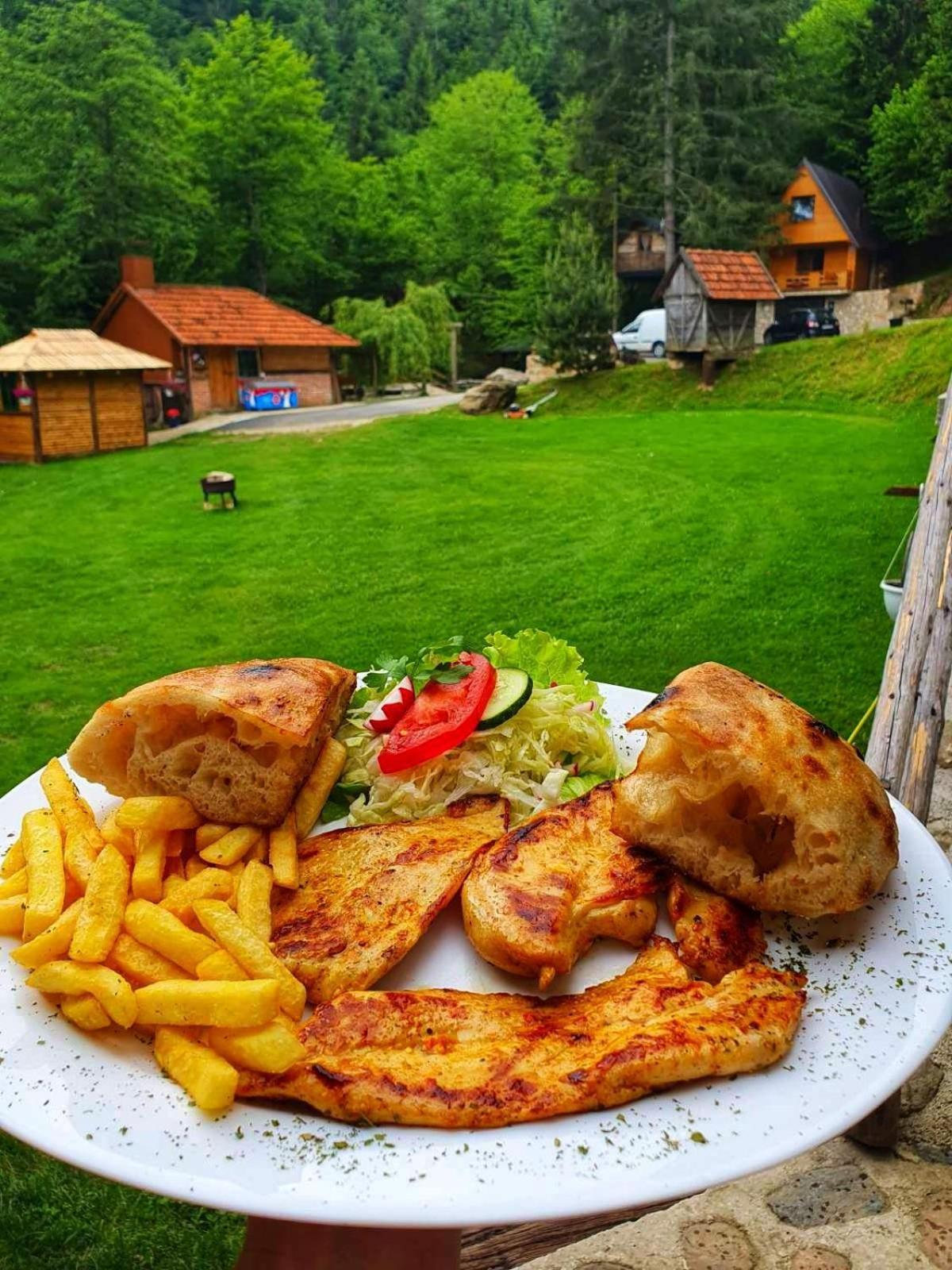 Etno Selo Bistrovo Apartment Витез Екстериор снимка